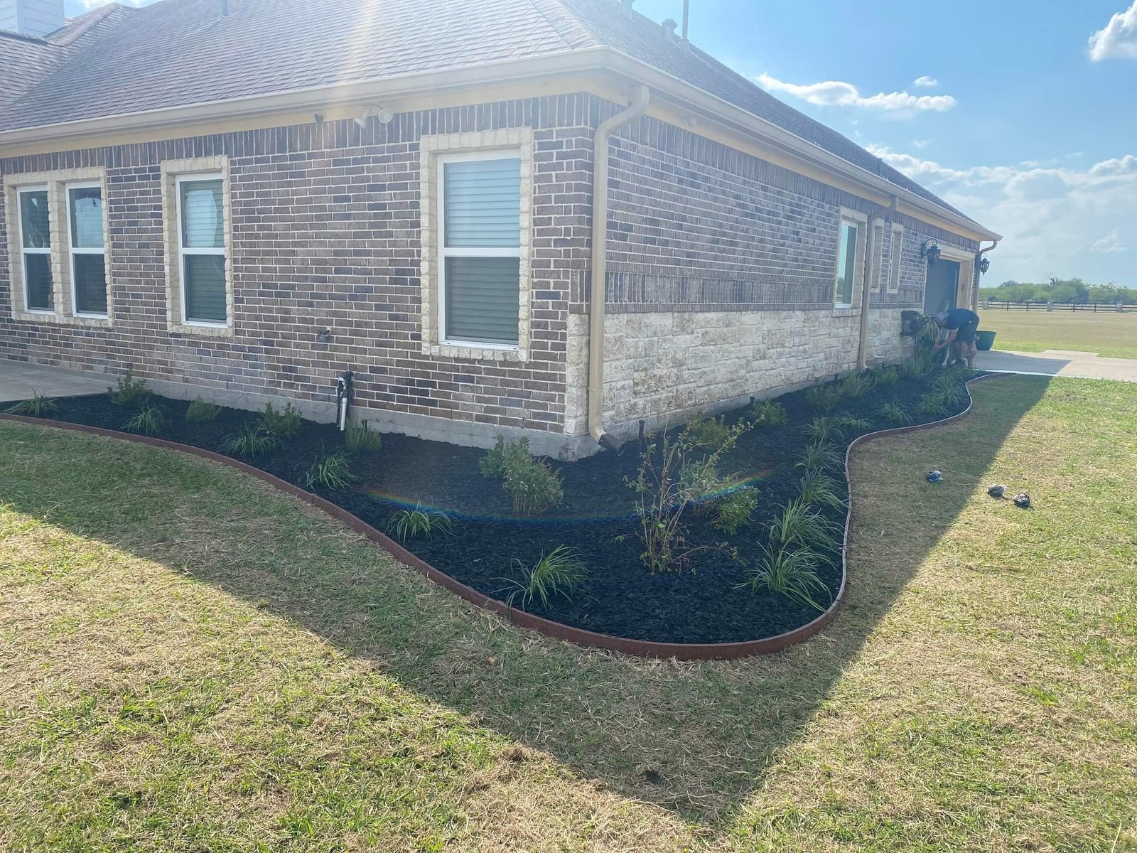 Work sample 6 from Roros lawn care